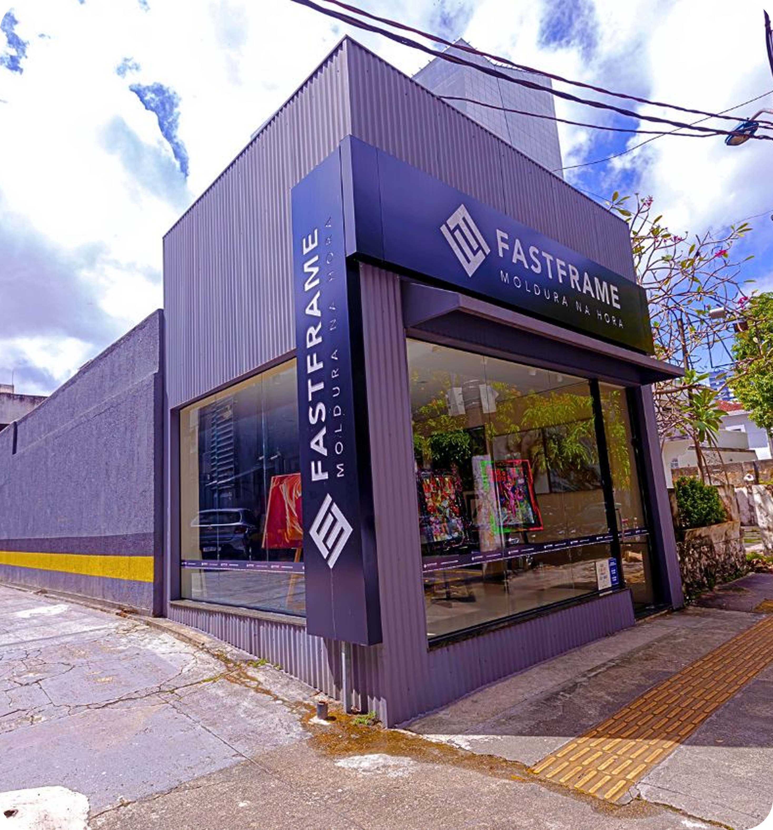 Foto da fachada nova da unidade fastframe gabriel